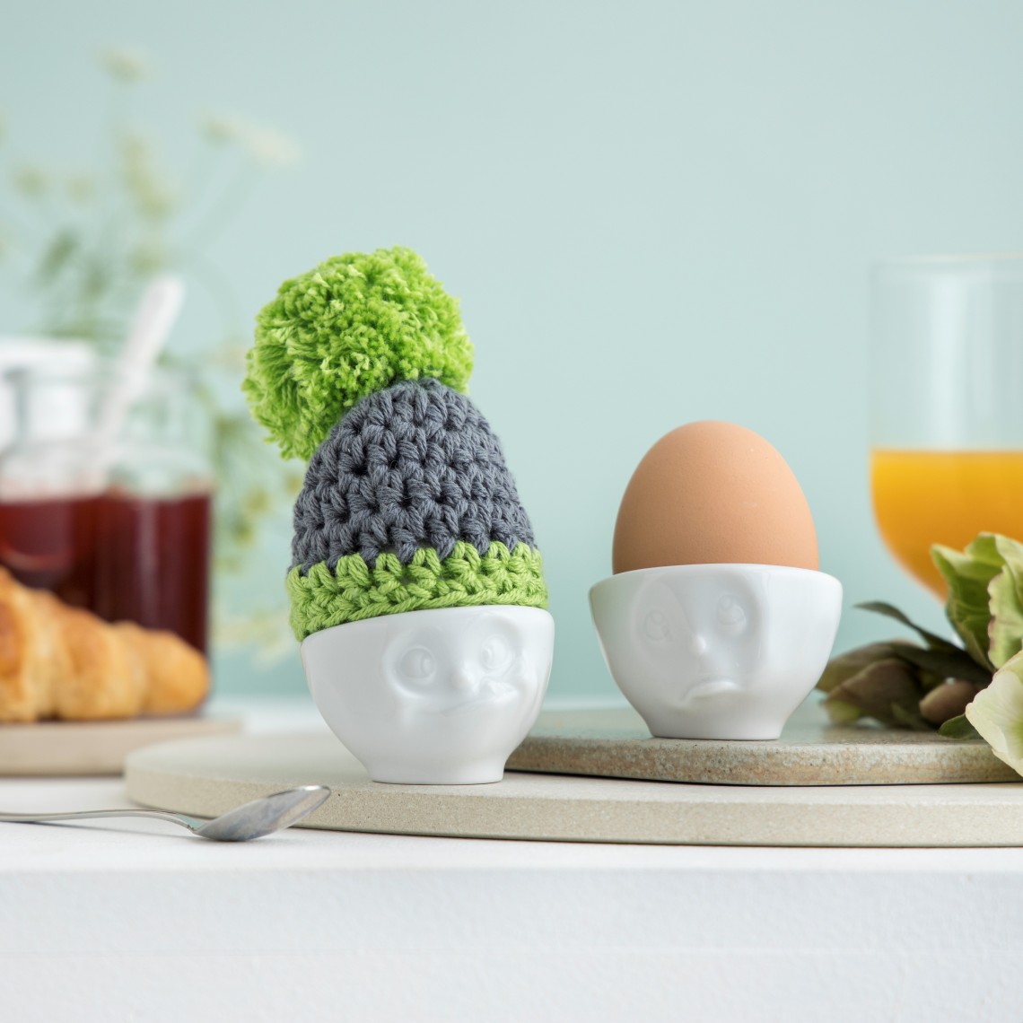 Kiaušinio puodelio kepurė pilkai/žalia.